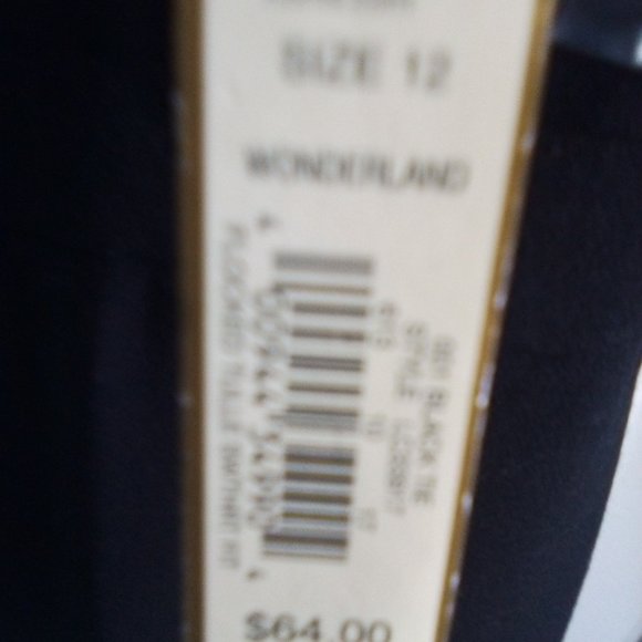 Lauren Conrad Little Black Dress - Picture 5 of 6